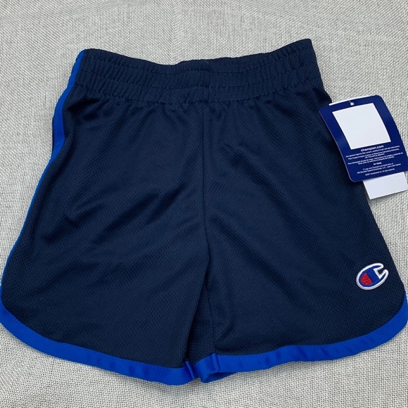 CHAMPION Toddler Boys Contrast Binding "C" Patch Shorts Size 2T - Picture 1 of 6